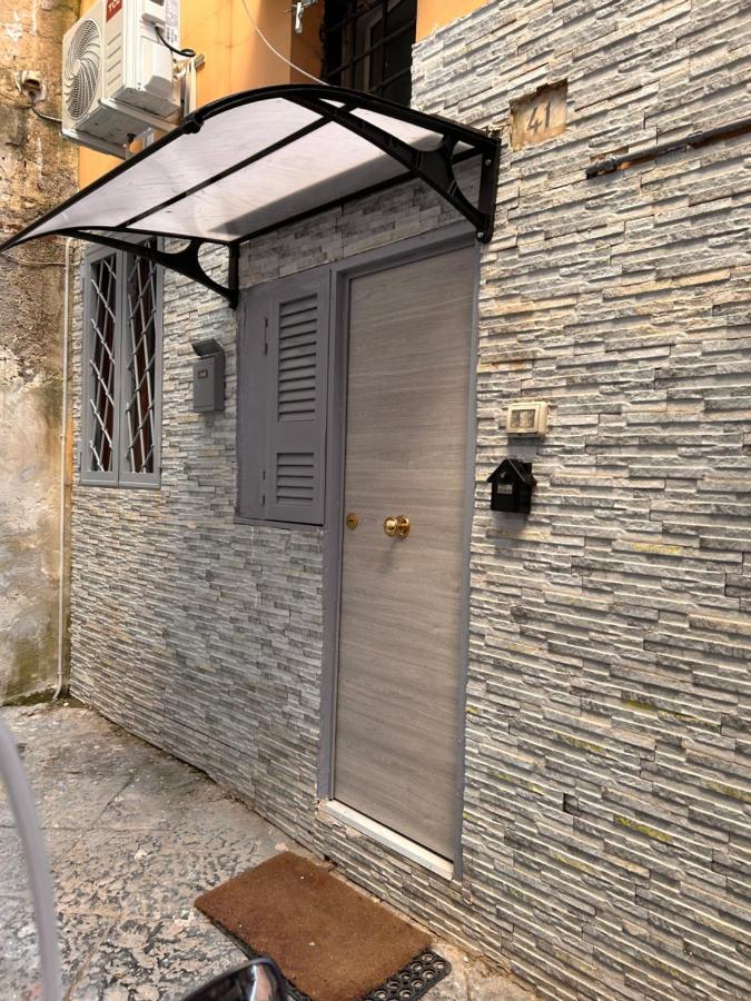 Апартаменты Mini House Vicoletto Pontenuovo 41 Неаполь Экстерьер фото