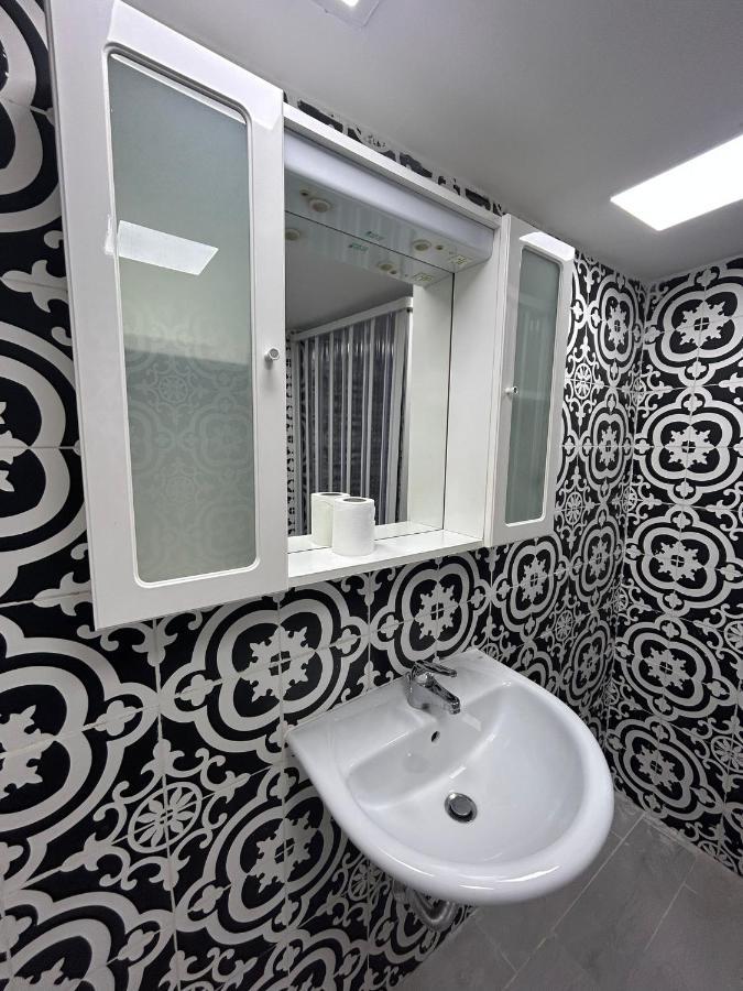 Апартаменты Mini House Vicoletto Pontenuovo 41 Неаполь Экстерьер фото